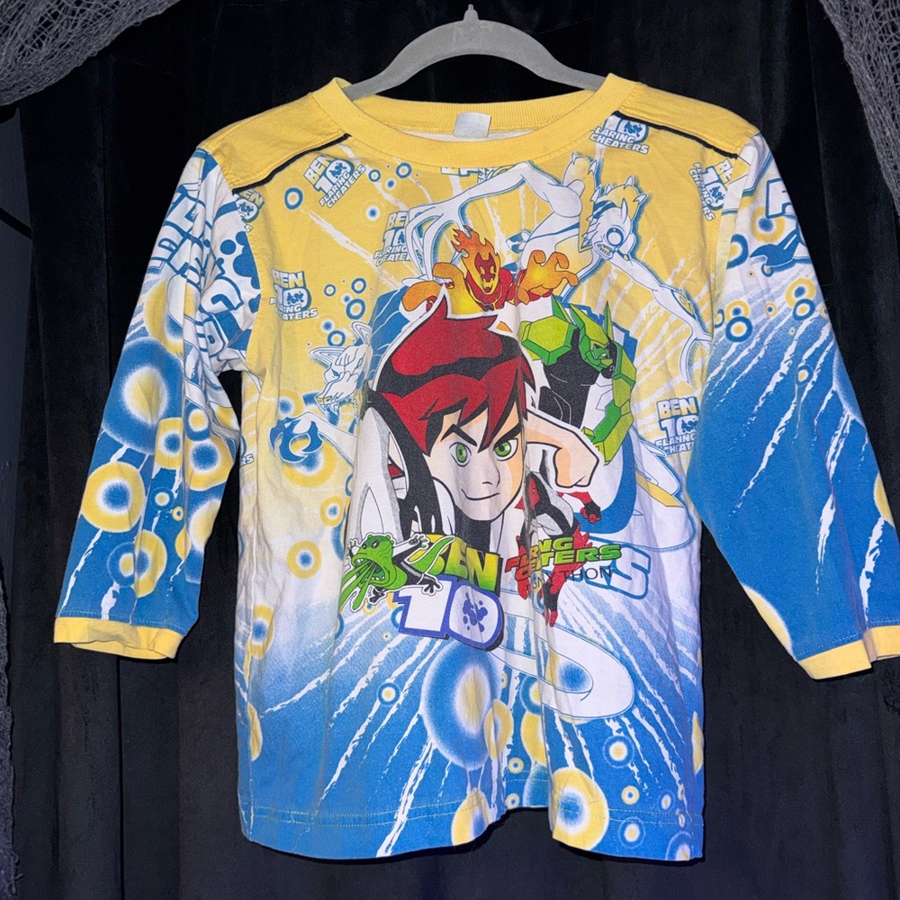 BEN 10 Flaring Cheater Shirt Youth Size 8